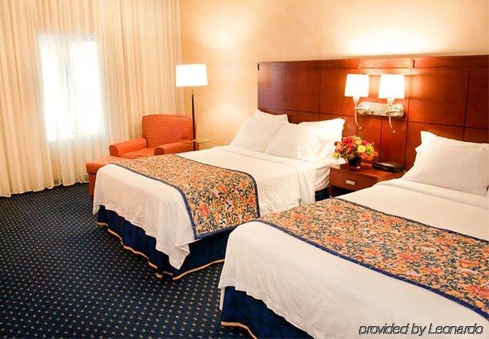 คอร์ตยาร์ด สต็อกตัน Hotel ห้อง รูปภาพ