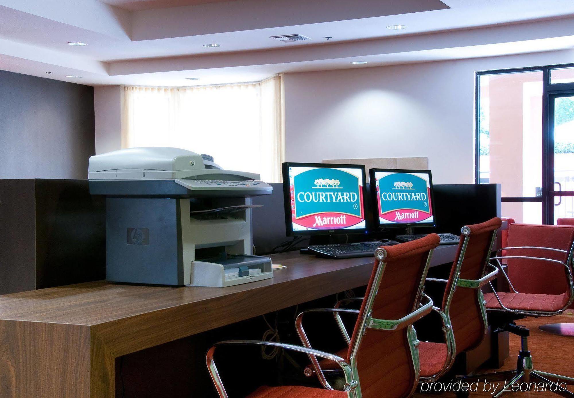 คอร์ตยาร์ด สต็อกตัน Hotel ภายนอก รูปภาพ